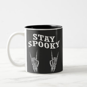 Bleibe Spooky Skeleton Hands Halloween Spooky Nied Zweifarbige Tasse