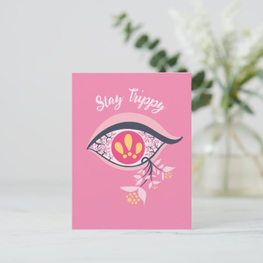 Bleibe Trippy Eye Pink Floral Psychedelic Postkarte (Stehend Vorderseite)