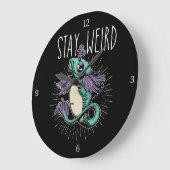 Bleibe Weird Große Wanduhr (Winkel)