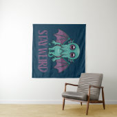 Bleibe Weird Niedlich Cthulhu Monster Wandteppich (Beispiel (Horizontal))
