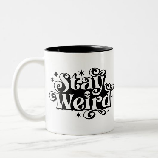 Bleibe Weird-Tasse Zweifarbige Tasse (Links)