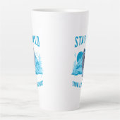 Bleibe Wild Arctic Wolf Milchtasse (Vorderseite)