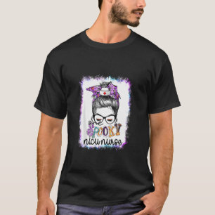 Bleichen einer Spooky Nicu Nurse Messy Bun Boo Nur T-Shirt