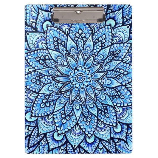 Bleistift-Mandala-Design in Blau Originalkunst  Klemmbrett (Vorderseite)