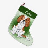 Blenheim Cavalier King Charles Spaniel auf Green Großer Weihnachtsstrumpf (Vorderansicht (hängend))