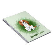 Blenheim Cavalier King Charles Spaniel auf Green Notizblock (Rechte Seite)