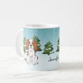 Blenheim Cavalier King Charles Spaniel im Winter Kaffeetasse (Vorderseite Links)