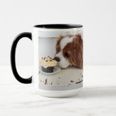 Blenheim unbekümmerter Königcharles Spaniel Tasse (Links)