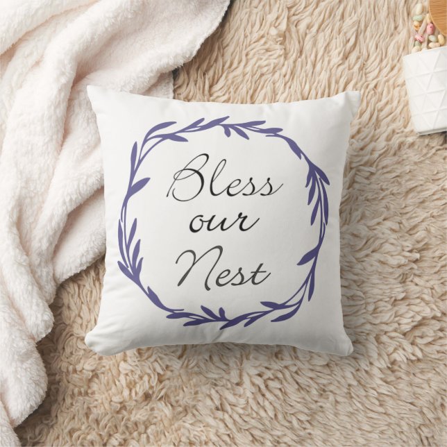 Bless Our Nest with Wreath Throw Pillow Kissen (Decke)