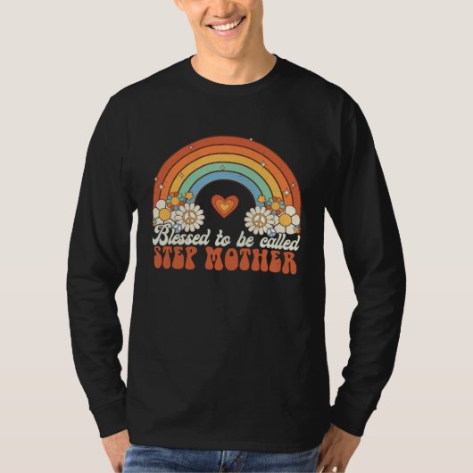 Blessed To Be Called Stepmother Groovy Rainbow Mot T-Shirt (Vorderseite)