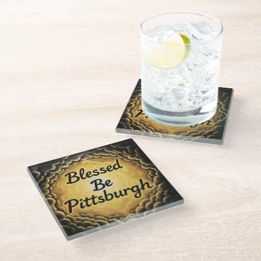 BlessedBePittsburgh Glasuntersetzer (Schrägansicht)