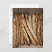 Blick auf Brotlaibe in Bäckereifenstern Postkarte (Vorne/Hinten)