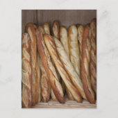 Blick auf Brotlaibe in Bäckereifenstern Postkarte (Vorderseite)