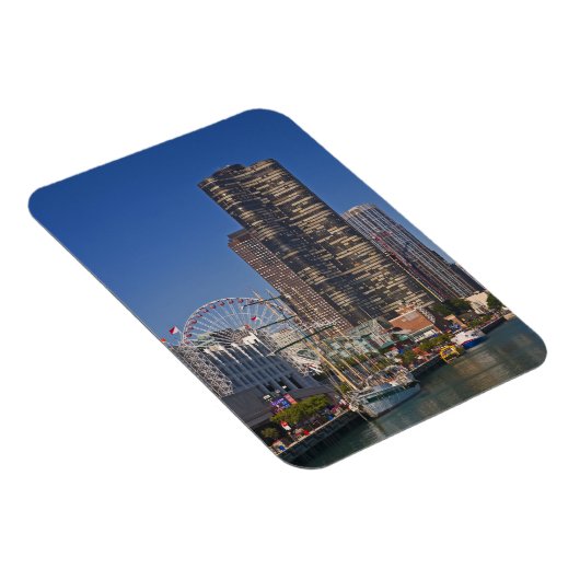 Blick auf Chicagos Marine Pier Magnet (Rechte Seite)