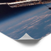 Blick auf das Hubble-Teleskop von der Shuttle-Entd Poster (Ecke)