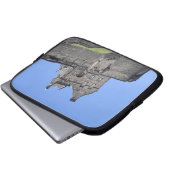 Blick auf das Schloss Edinburgh, Edinburgh, Schott Laptopschutzhülle (Vorne Knopf)