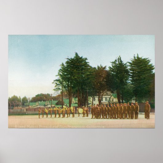 Blick auf den Gartenberg Presidio in Formation Poster (Vorne)