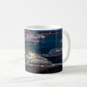 Blick auf den Hafen von Paphos bei Nacht, Zypern Kaffeetasse (VorderseiteRechts)