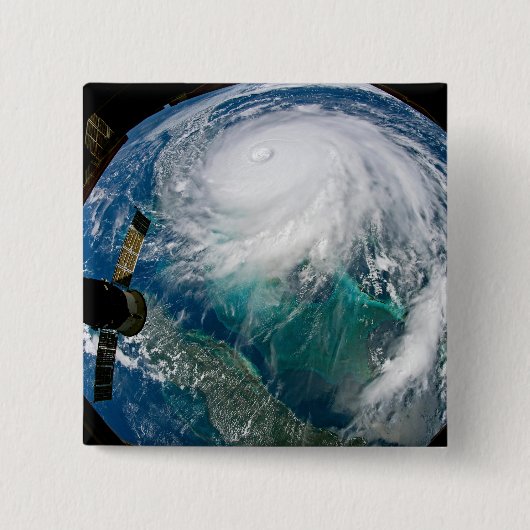Blick auf den Hurrikan Dorian. Button (Vorderseite)