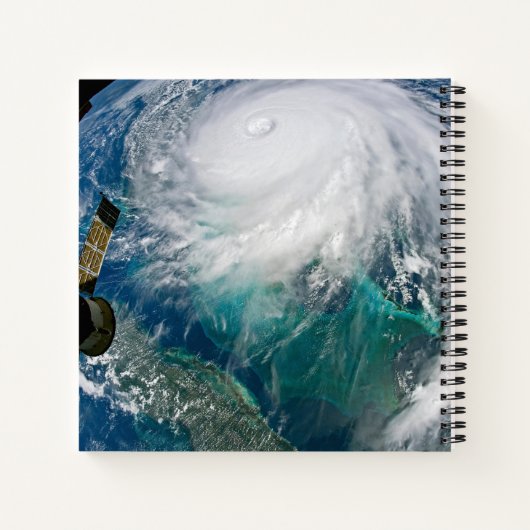 Blick auf den Hurrikan Dorian. Notizblock (Rückseite)