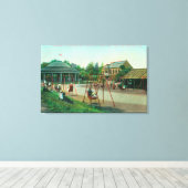 Blick auf den Kinderspielplatz am Goldenen Tor Leinwanddruck (Insitu (Holzboden))