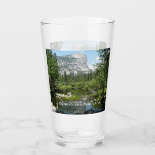 Blick auf den Mirror Lake im Yosemite National Par Glas
