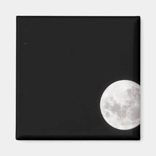 Blick auf den Vollmond, zeigt auch Mars Magnet (Vorne)