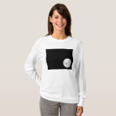 Blick auf den Vollmond, zeigt auch Mars T-Shirt (Vorne ganz)
