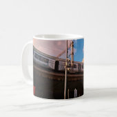 Blick auf den Zug Kaffeetasse (Vorderseite Links)