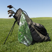 Blick auf die Bäume des Sommers Golfhandtuch (Gras)