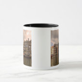 Blick auf die einzigartige Architektur und gepflas Tasse (Zentrum)