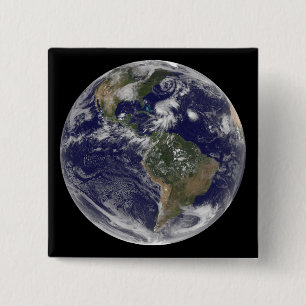 Blick auf die ganze Erde und vier Sturmsysteme Button