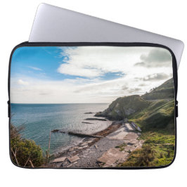 Blick auf die irische Küste Laptopschutzhülle