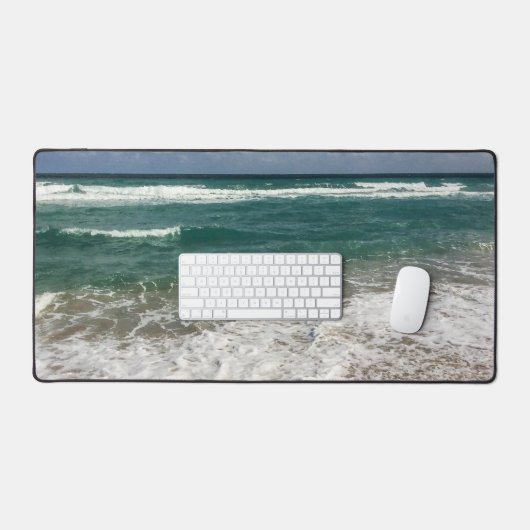 Blick auf die Mat des Ocean Desk Schreibtischunterlage (Tastatur & Maus)