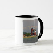 Blick auf die Round Island Light Station. Tasse (VorderseiteRechts)