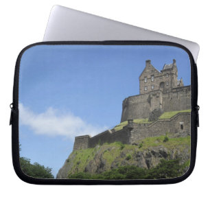 Blick auf Edinburgh Castle, Edinburgh, Schottland, Laptopschutzhülle