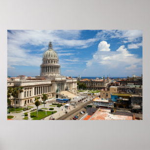 Blick auf ein Gebäude des Kapitols in Havanna, Kub Poster