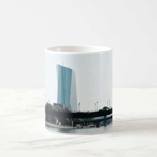 Blick auf Frankfurt Kaffeetasse (Mittel)