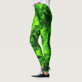 Blick auf grüne Leggings (Links)