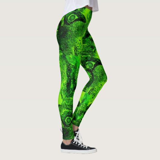 Blick auf grüne Leggings (Rechts)