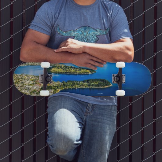 Blick auf Queenstown vom Gipfel von Bob, Neuseelan Skateboard (Außenbereich 3)