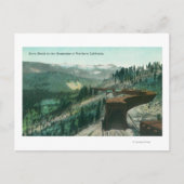 Blick auf Schneeschuhe über Zugschienen in Bergen Postkarte (Vorderseite)