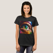 "Blick der Zeit: Uhr Reflektion im Auge" T-Shirt (Vorne ganz)