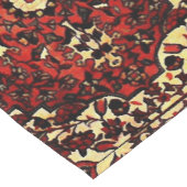 Blick des persischen Teppichs in dunkelrotem und Kurzer Tischläufer (Ecke)