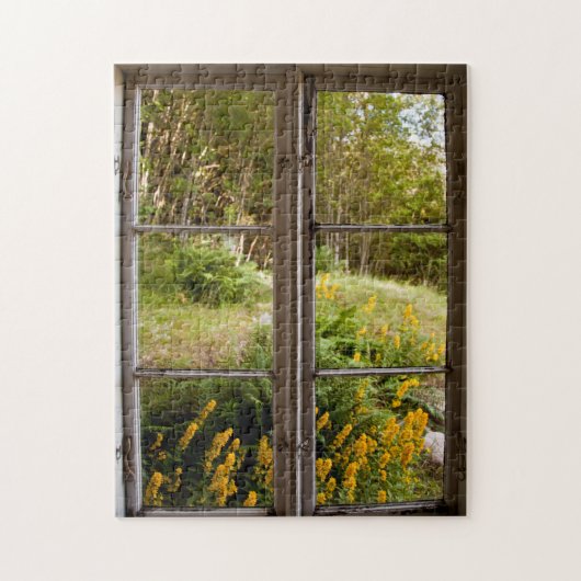 Blick durch altes Fenster Puzzle (Vertikal)