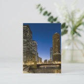 Blick hinunter auf den gefrorenen Chicago River be Postkarte (Stehend Vorderseite)