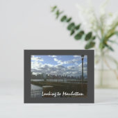 Blick in Richtung Manhattan Postkarte (Stehend Vorderseite)