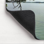 Blick über den Fluss, der auf einem Mousepad (Ecke)