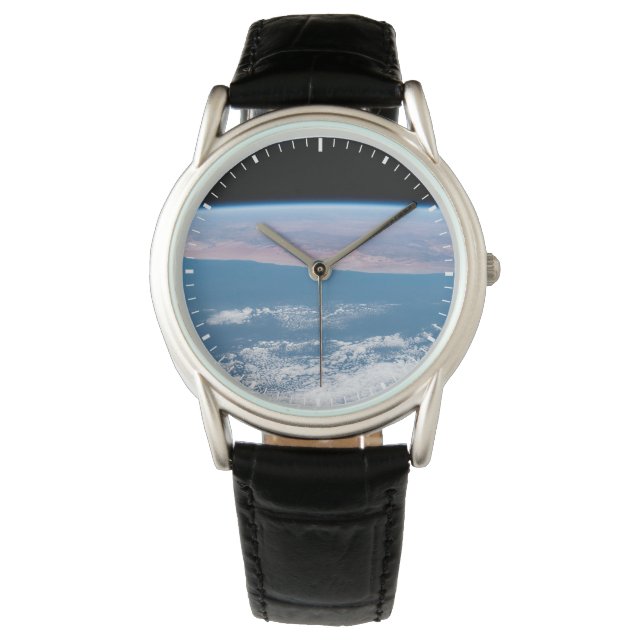 Blick über die Südwestküste Afrikas. Armbanduhr (Vorderseite)