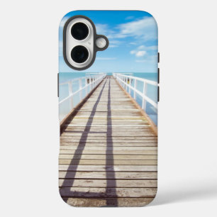 Blick vom Pier über Meer iPhone 16 Hülle